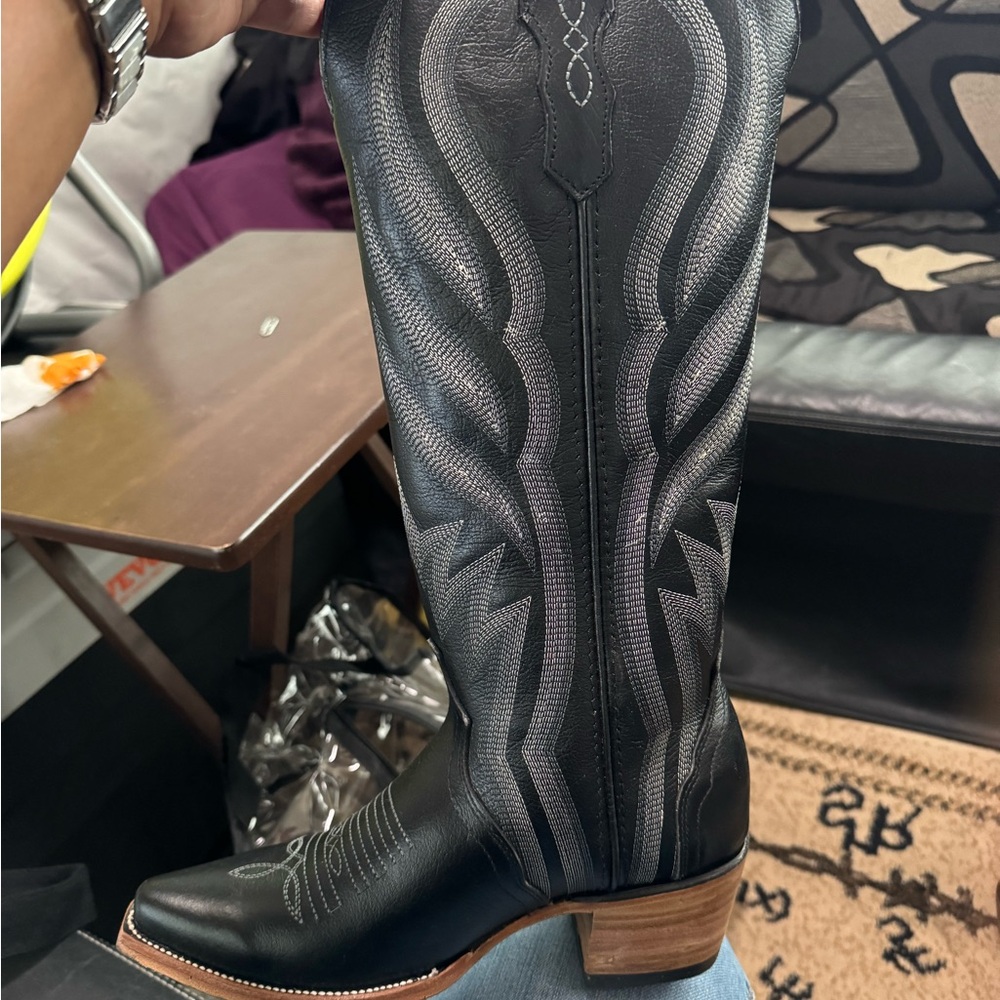 Black Western Heeled Boots